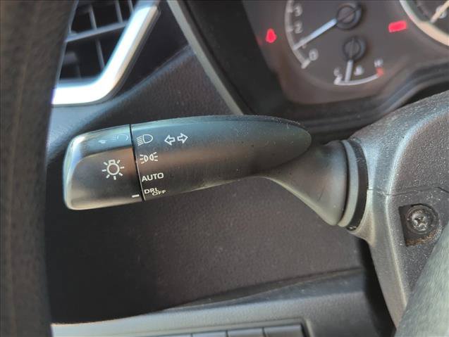 Used 2020 Toyota Corolla LE FWD image 14