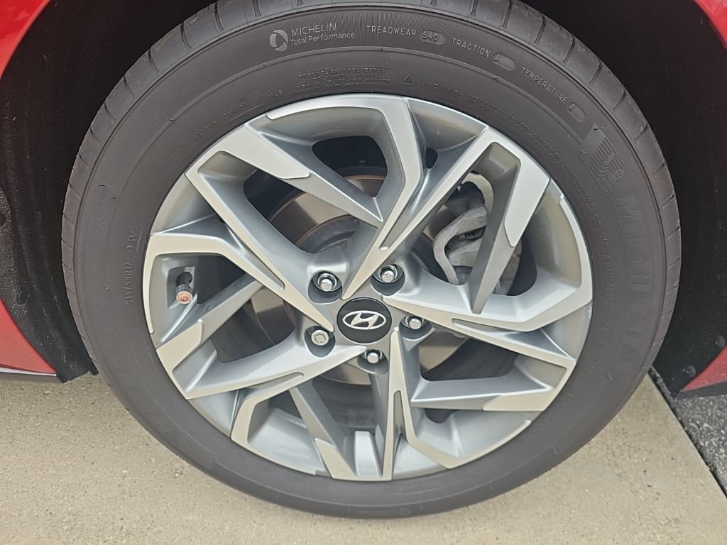 Used 2023 Hyundai Sonata SEL w/ Preferred Accessory Package FWD image 7