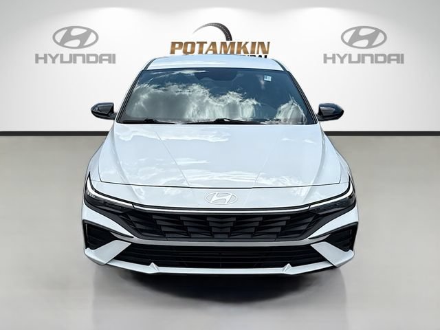 Certified 2025 Hyundai Elantra Sport FWD video 2