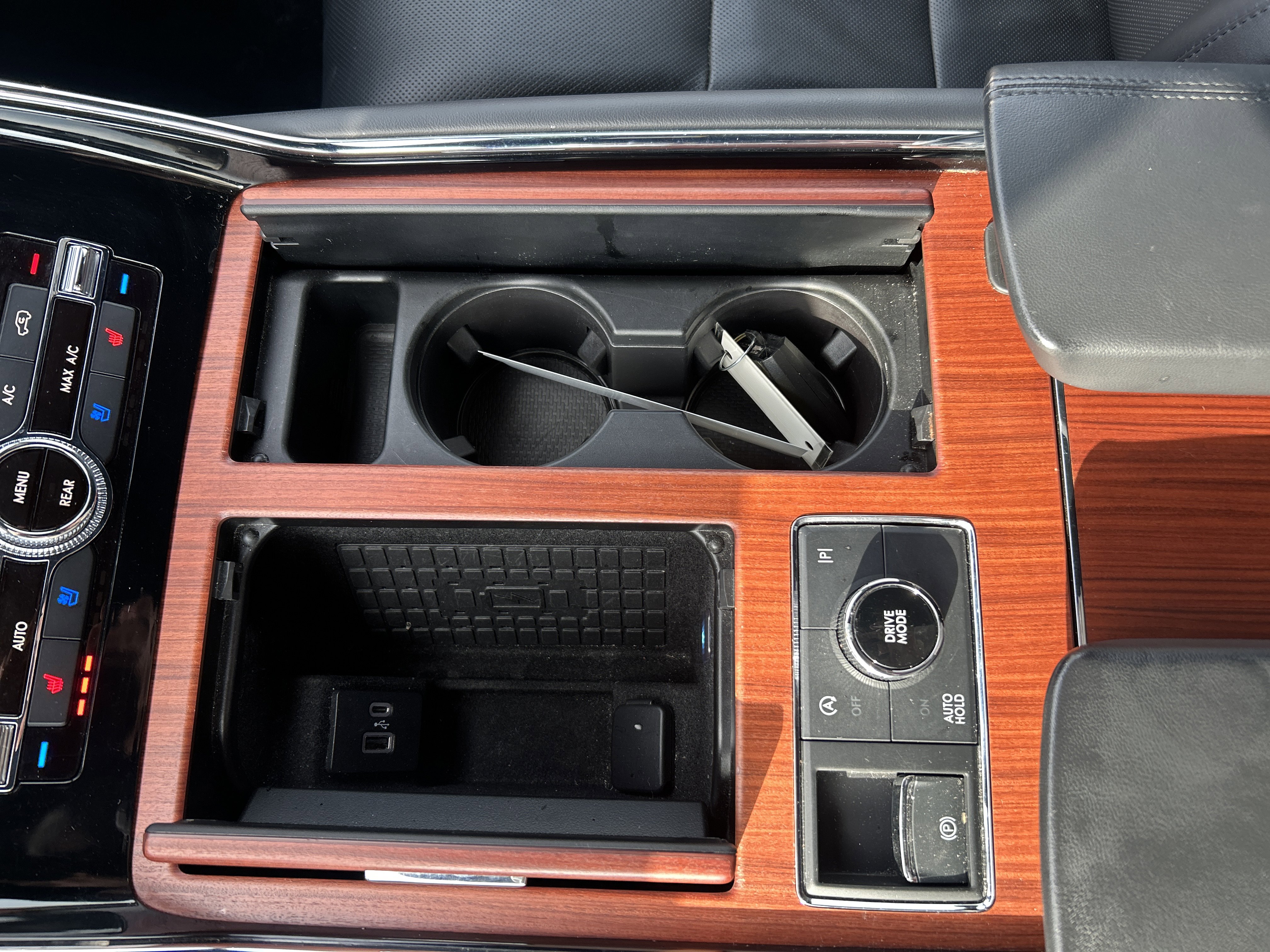 Used 2024 Lincoln Navigator Reserve image 27