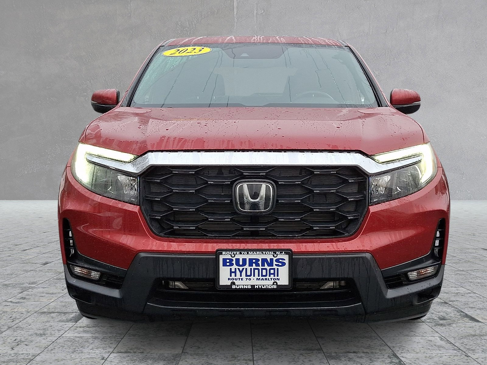 Used 2023 Honda Passport EX-L image 2
