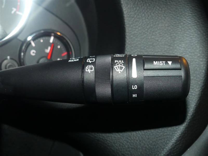 Used 2018 Jeep Wrangler Unlimited Sahara image 31