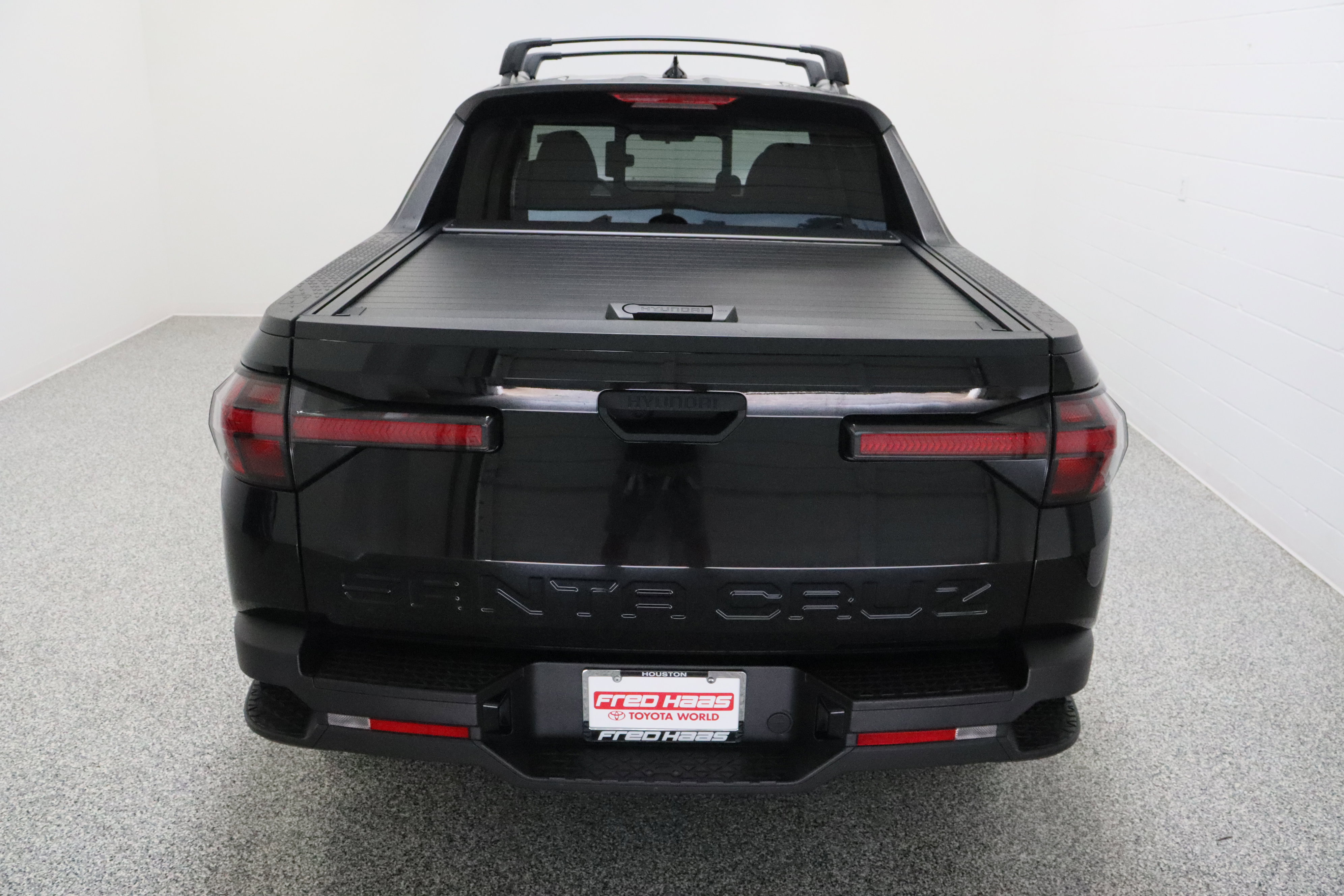 Used 2024 Hyundai Santa Cruz SEL w/ Activity Package FWD image 8