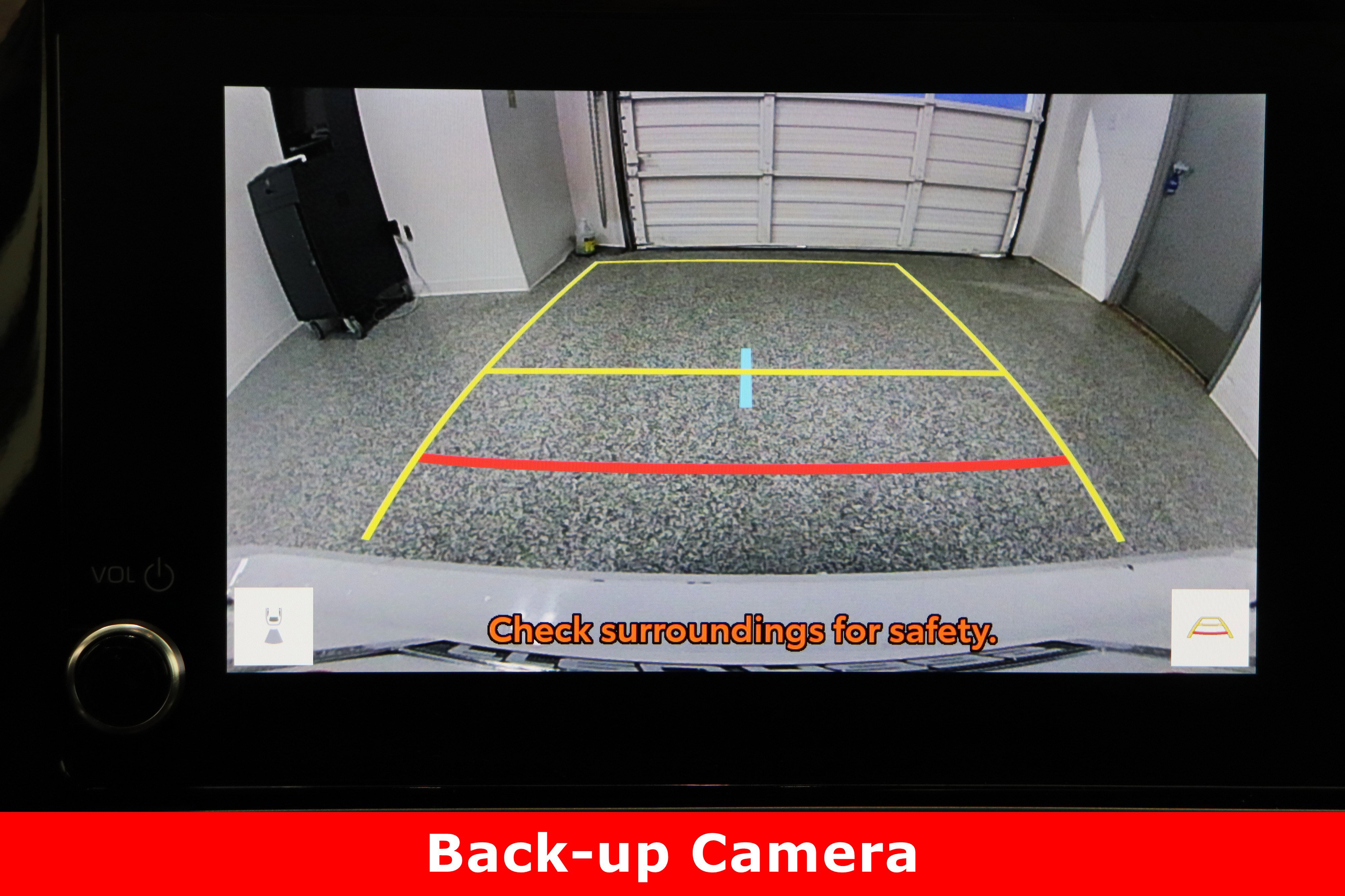 Used 2025 Toyota Camry SE image 21