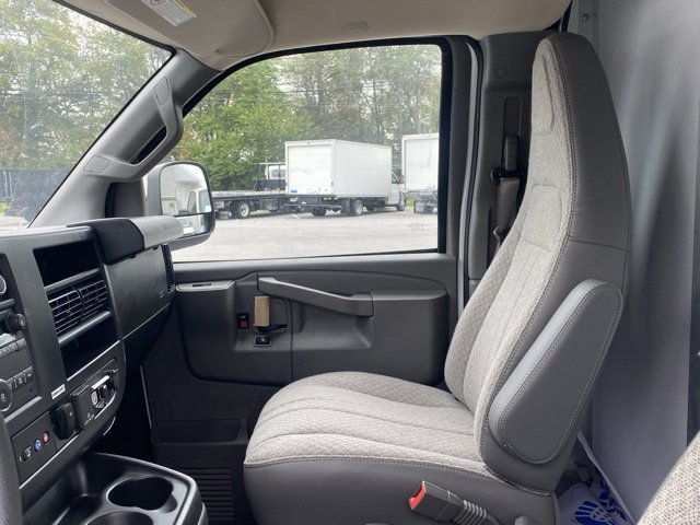 New 2025 Chevrolet Express 3500 w/ Power Convenience Package image 52