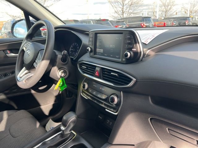 Used 2019 Hyundai Santa Fe SE image 29