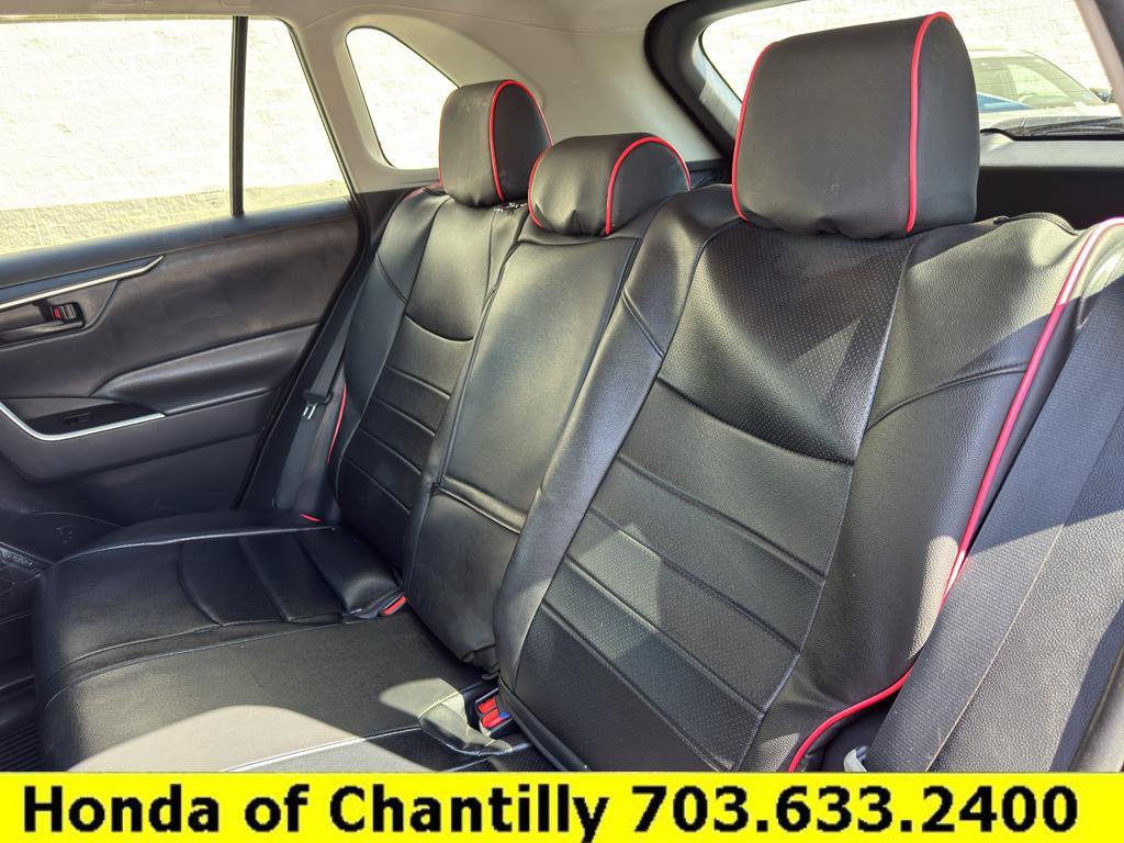 Used 2021 Toyota RAV4 LE AWD/4WD image 25