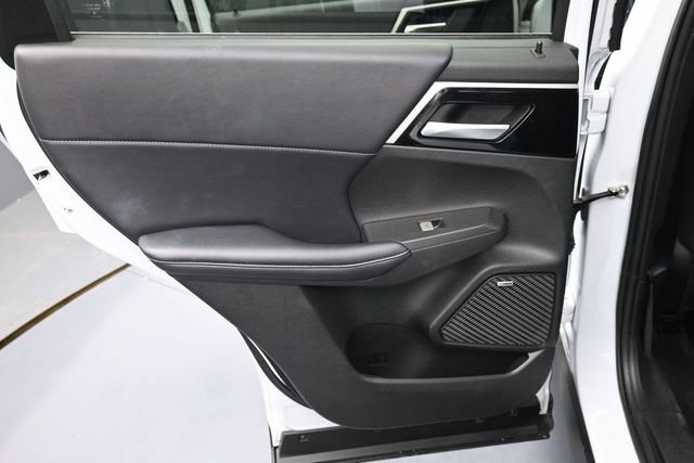 Used 2025 Mitsubishi Outlander SE FWD image 27