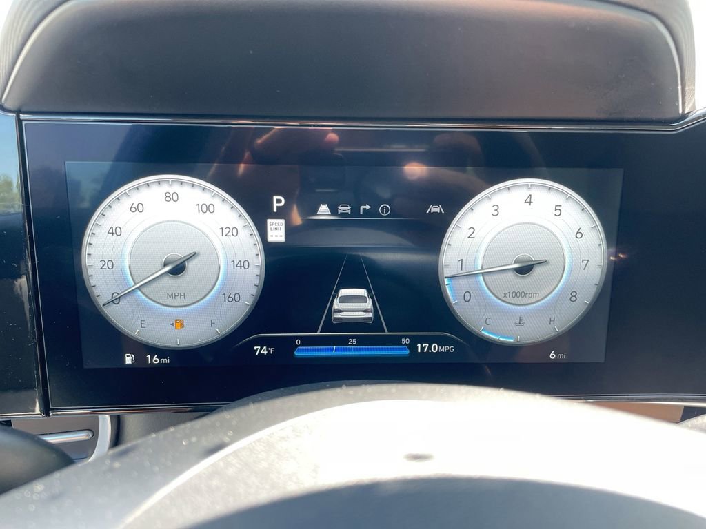 New 2025 Hyundai Elantra Limited image 40