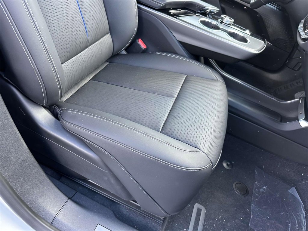 New 2025 Cadillac Lyriq Luxury image 9