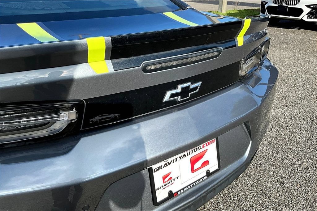 Used 2020 Chevrolet Camaro SS RWD image 21