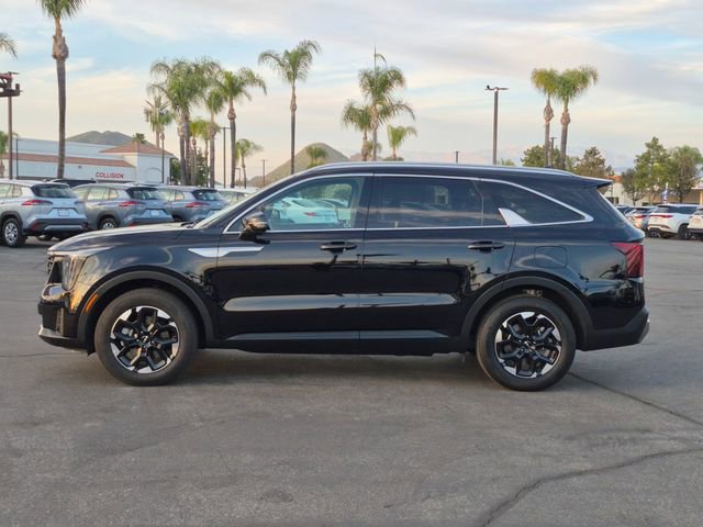 Used 2025 Kia Sorento S w/ Panoramic Sunroof Package image 9