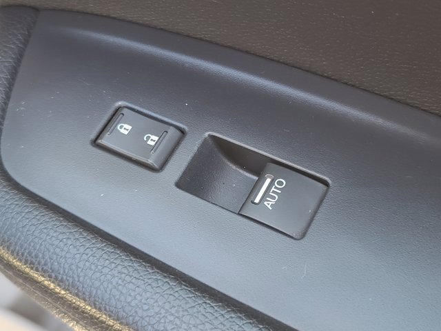 Used 2020 Honda Pilot EX image 23