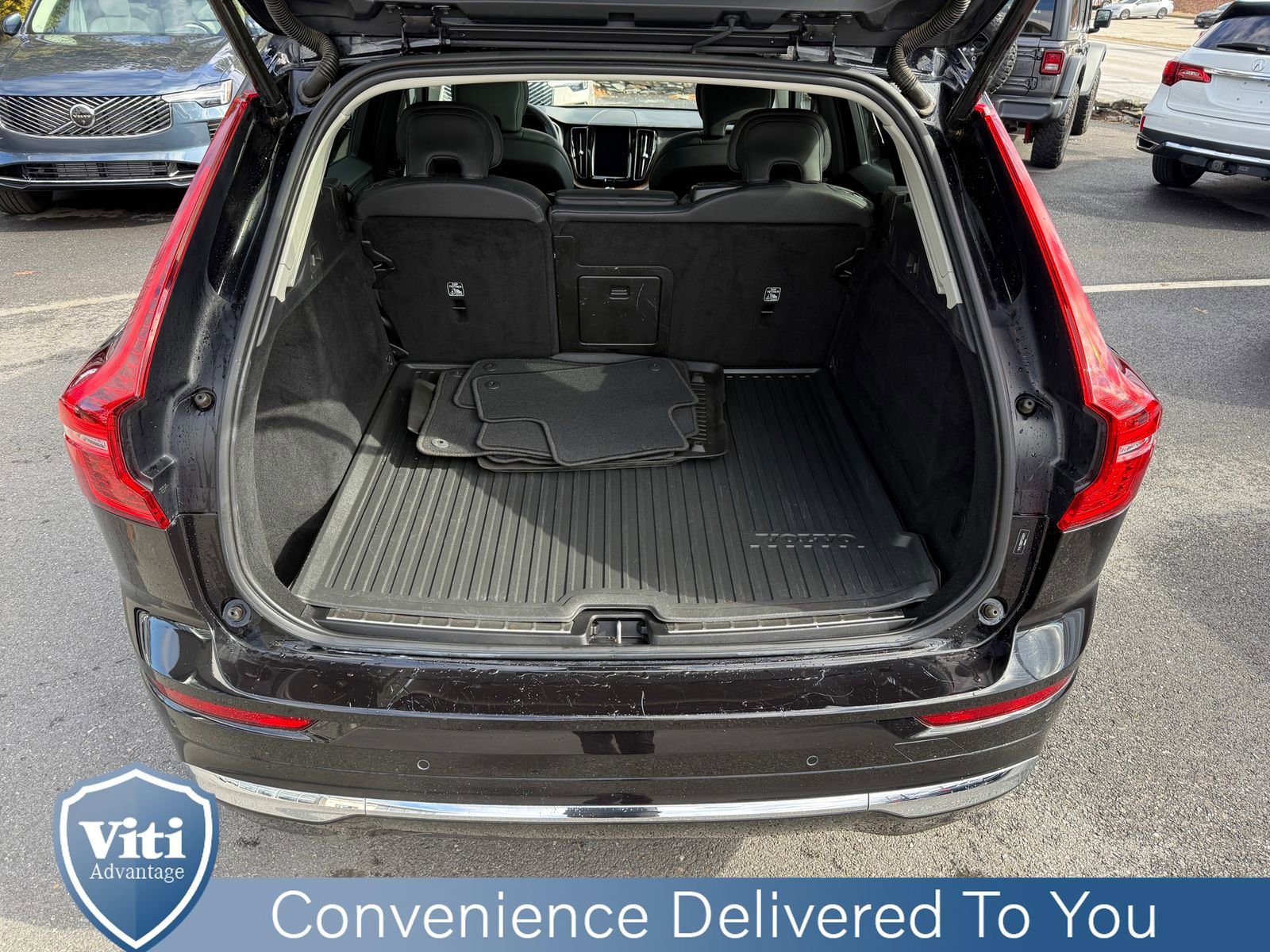 Used 2023 Volvo XC60 B5 Plus w/ Climate Package image 24