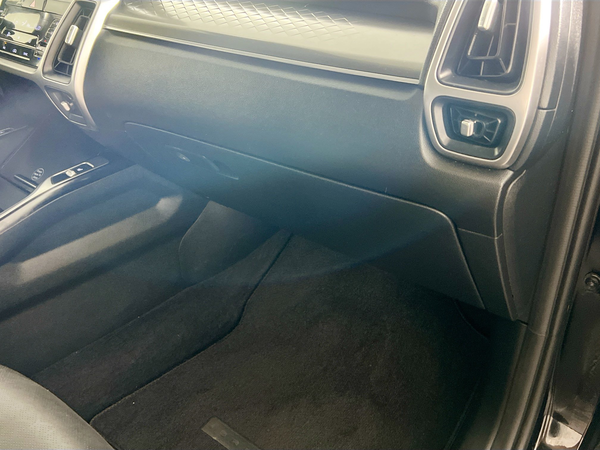 Used 2021 Kia Sorento S w/ Panoramic Sunroof Package FWD image 34