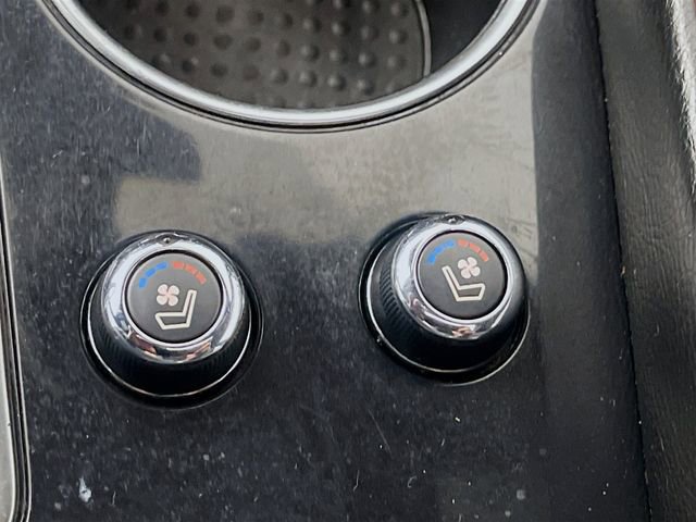 Used 2023 Nissan Maxima SR w/ Sport Mat Group image 22