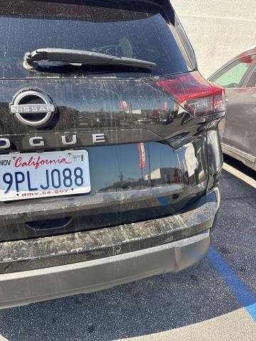Certified 2025 Nissan Rogue SV FWD image 8