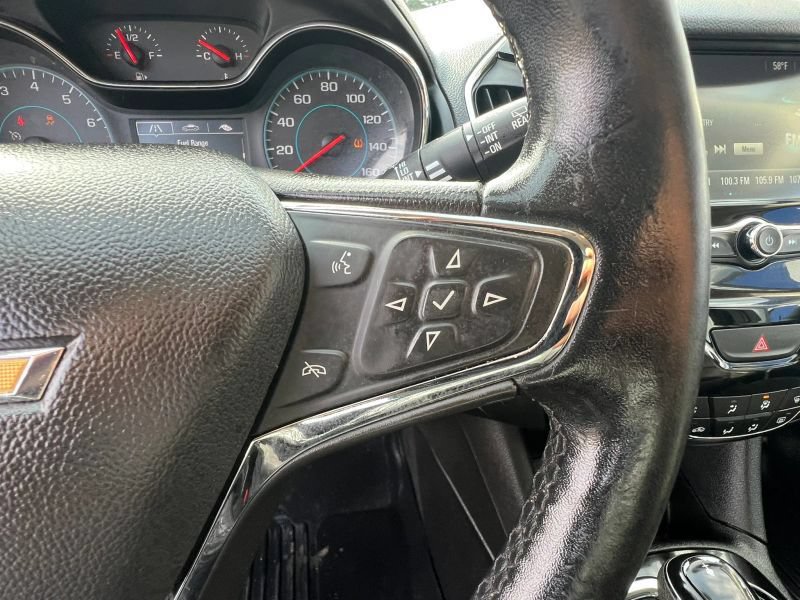 Used 2017 Chevrolet Cruze Premier FWD image 30