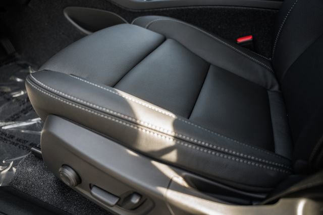 New 2026 Volvo XC40 B5 Plus w/ Climate Package image 37