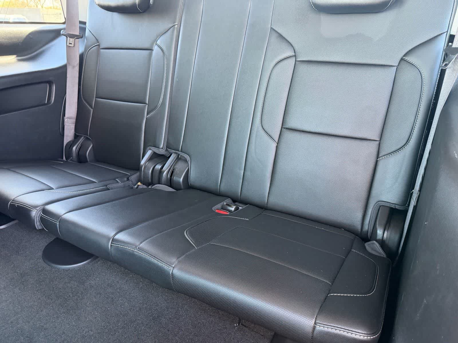 Used 2016 Chevrolet Tahoe LTZ AWD/4WD image 17
