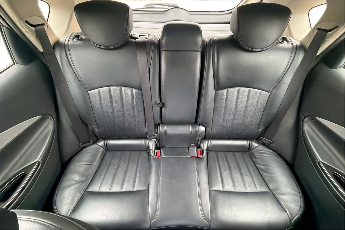 Used 2017 INFINITI QX50 AWD image 14