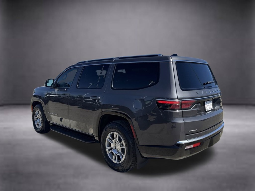 Used 2023 Jeep Wagoneer 4WD image 6