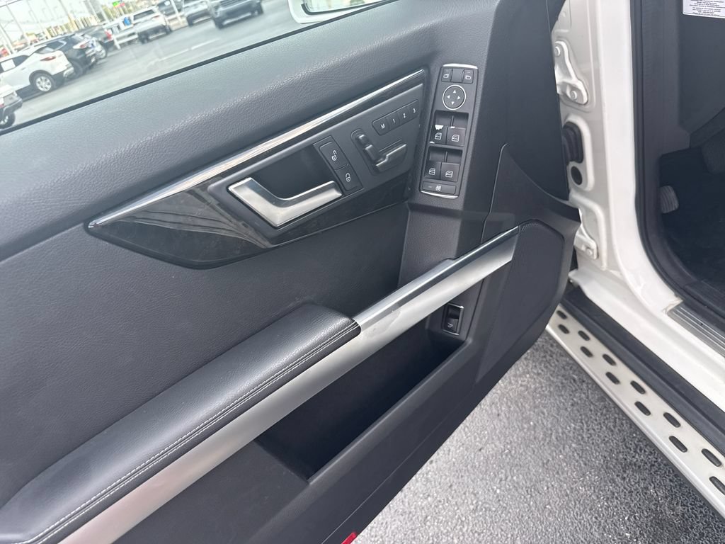 Used 2014 Mercedes-Benz GLK 350 4MATIC image 13