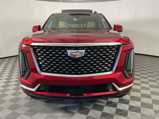 Certified 2026 Cadillac Escalade Luxury AWD/4WD image 2