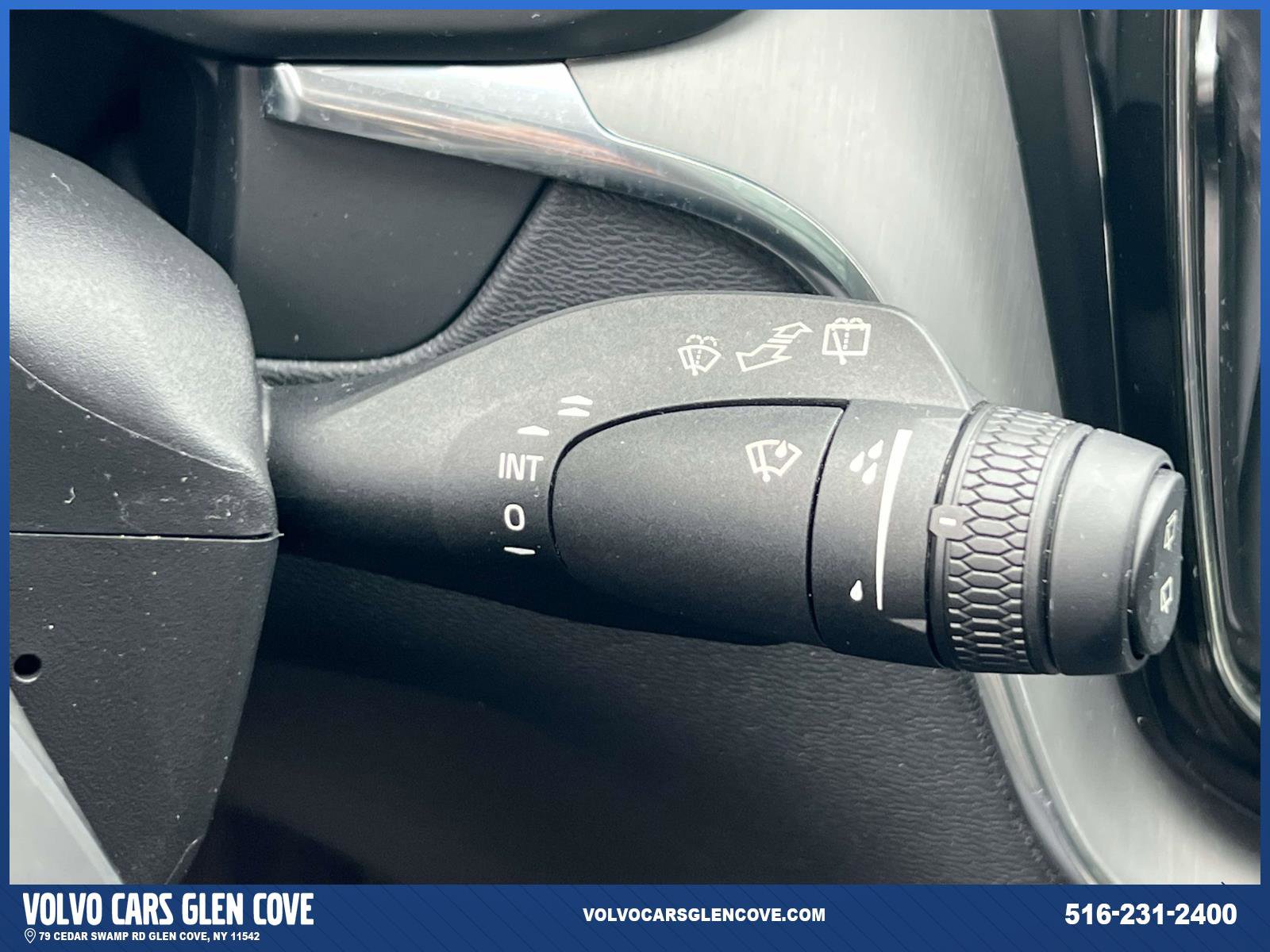 Used 2024 Volvo XC60 B5 Core w/ Protection Package Premier image 23