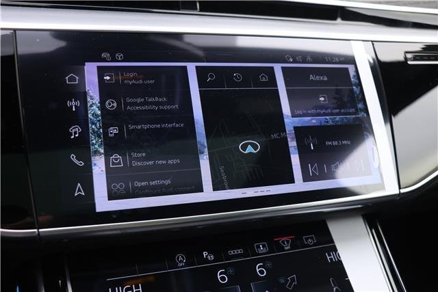 New 2025 Audi A8 L 3.0T image 10