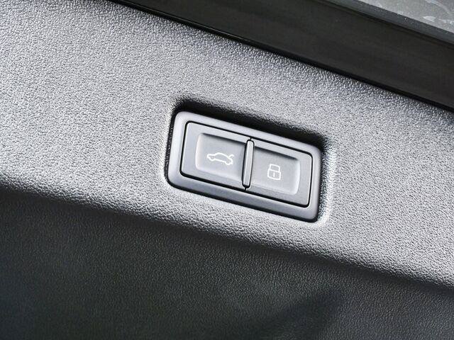 New 2026 Audi SQ5 Prestige AWD/4WD image 30