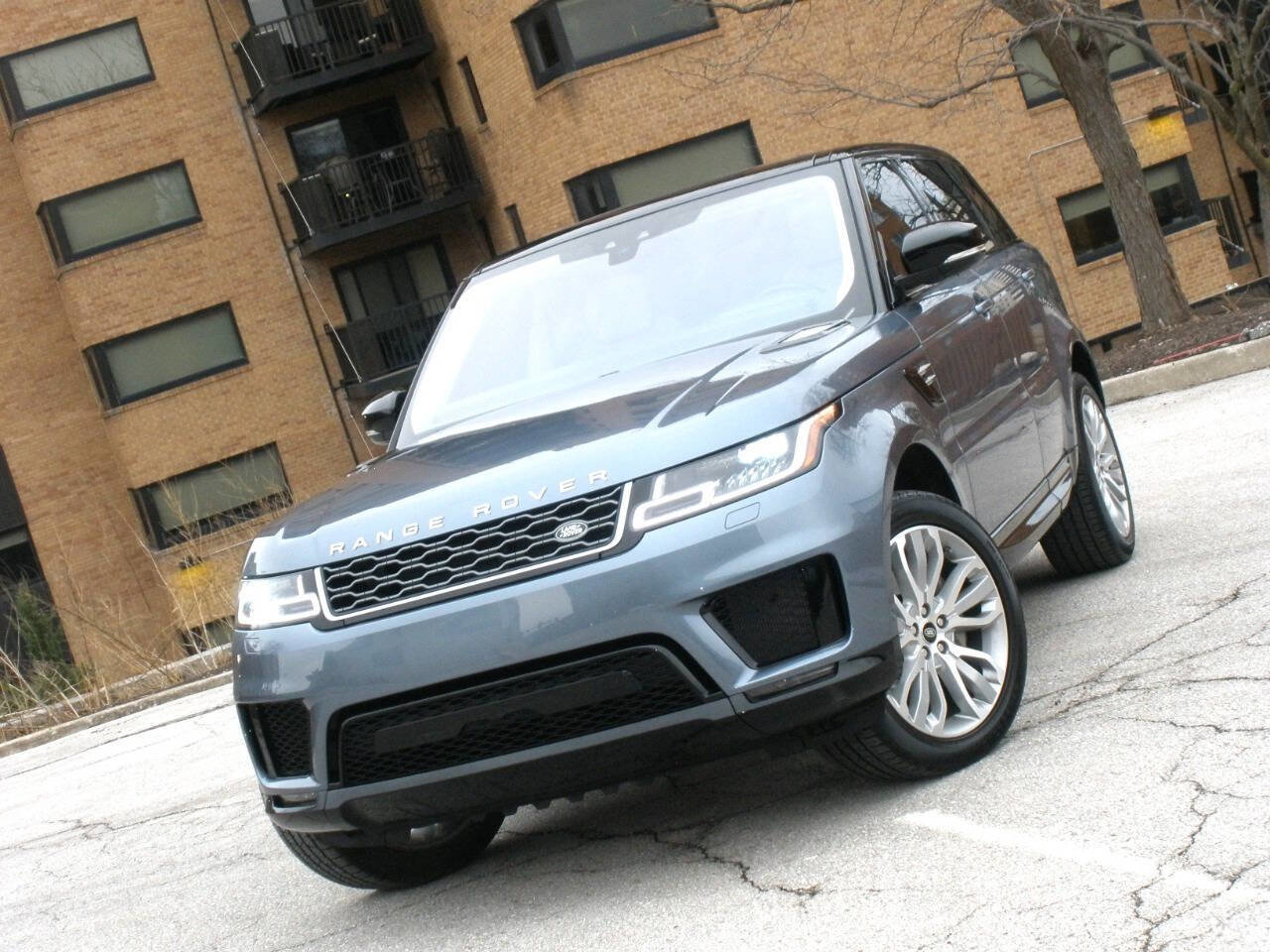 Used 2020 Land Rover Range Rover Sport HSE AWD/4WD image 8