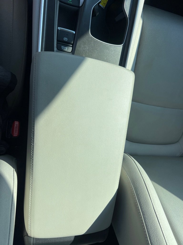 Used 2018 Honda Accord LX image 32
