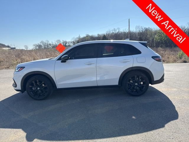 Used 2025 Honda HR-V Sport image 6