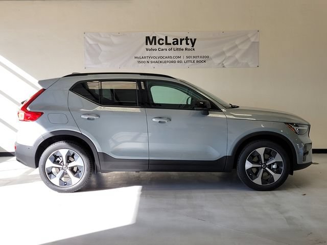 New 2026 Volvo XC40 B5 Plus w/ Protection Package Premier AWD/4WD image 6