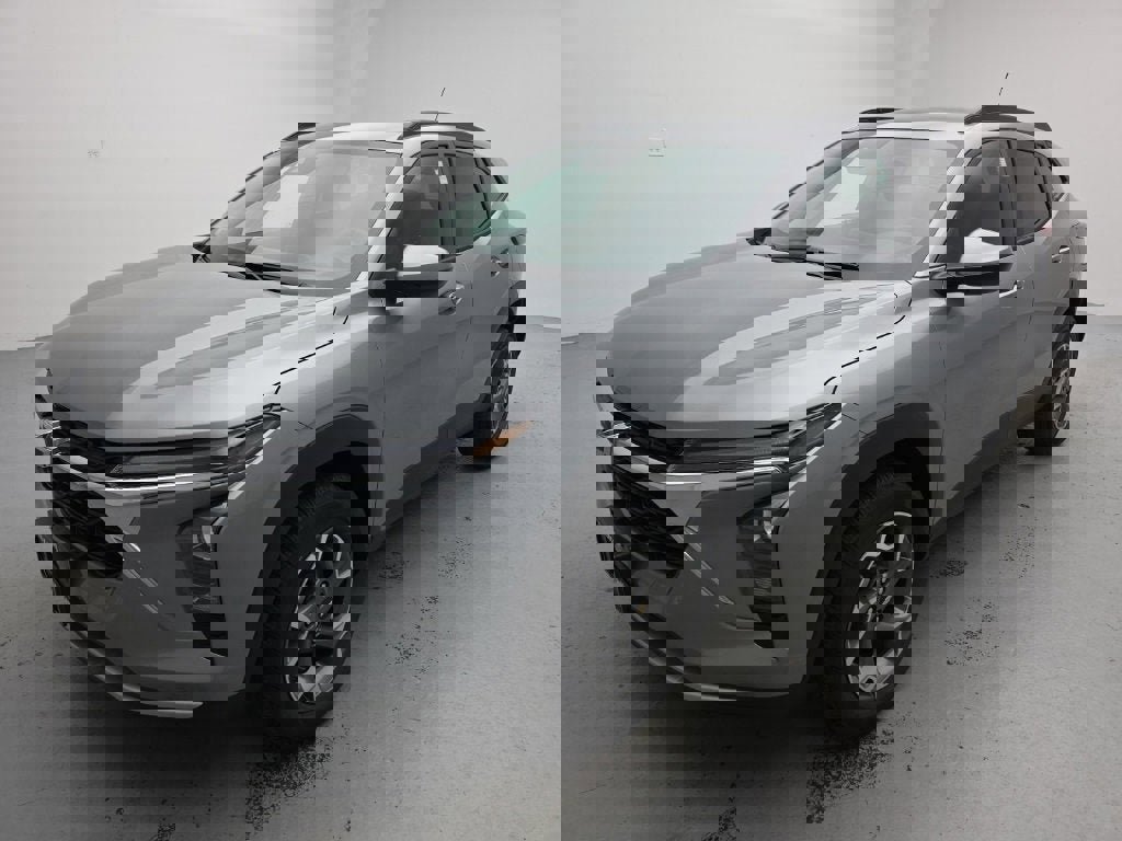 New 2026 Chevrolet Trax LT w/ Driver Confidence Package image 5