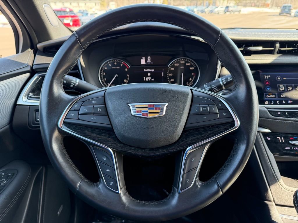 Used 2023 Cadillac XT5 Premium Luxury image 13