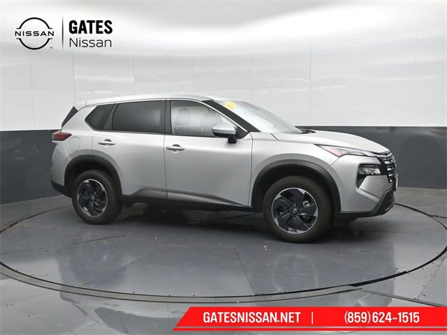 Used 2025 Nissan Rogue SV