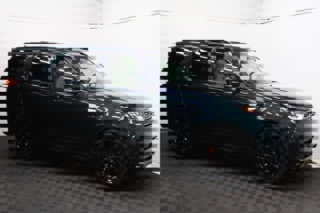 Used 2017 Land Rover Discovery HSE image 3
