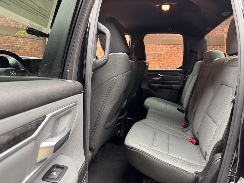 Used 2022 RAM 1500 Big Horn AWD/4WD image 23