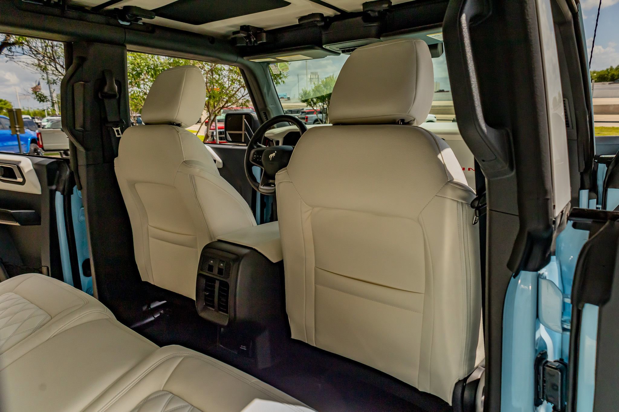 Used 2025 Ford Bronco Heritage Edition image 31