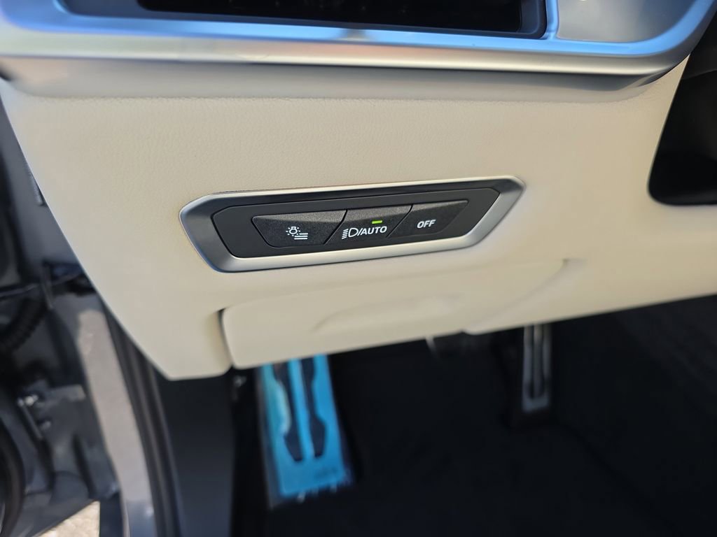 New 2026 BMW X7 M60i image 12