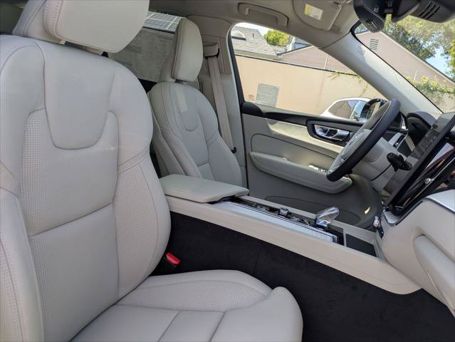 New 2026 Volvo XC60 B5 Ultra w/ Climate Package PRO AWD/4WD image 14