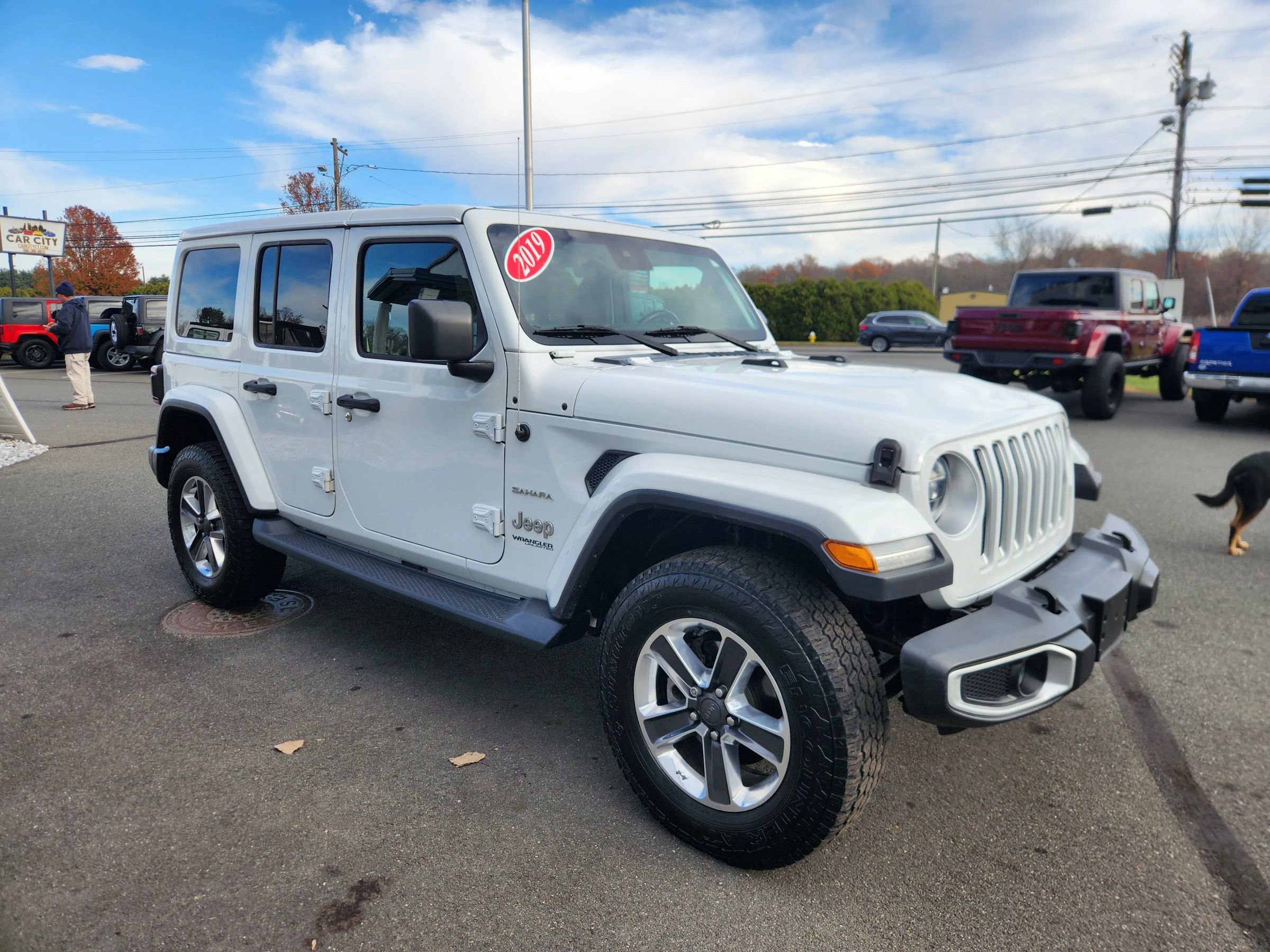 Used 2019 Jeep Wrangler Unlimited Sahara w/ Dual Top Group image 18