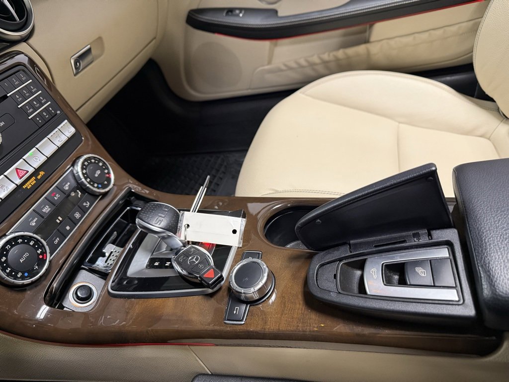 Used 2017 Mercedes-Benz SLC 300 image 15