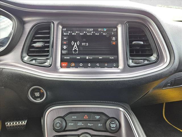 Used 2018 Dodge Challenger R/T Scat Pack RWD image 16