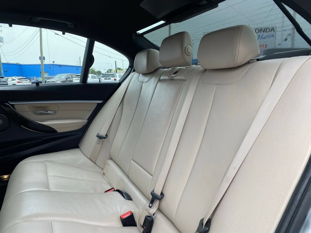 Used 2016 BMW 330e RWD image 16