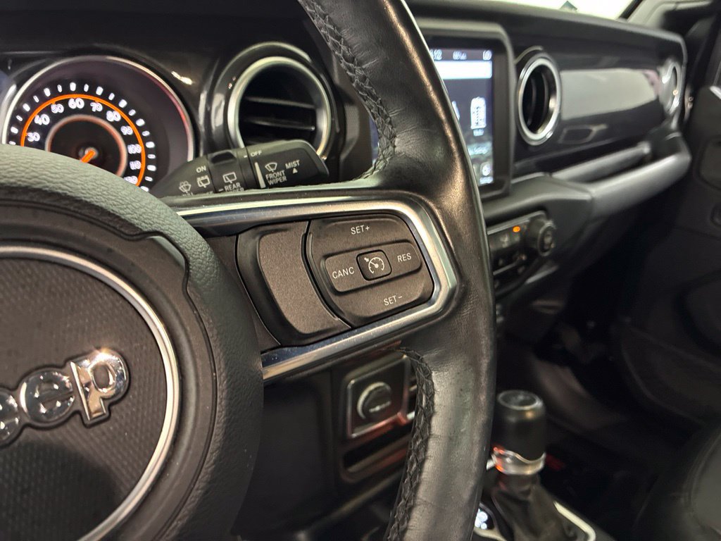 Used 2020 Jeep Wrangler Unlimited Sahara AWD/4WD image 17