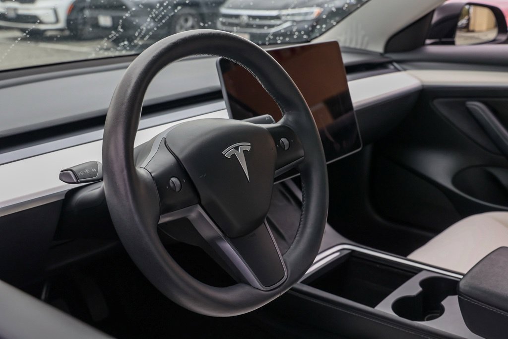 Used 2023 Tesla Model 3 Standard Range RWD image 14