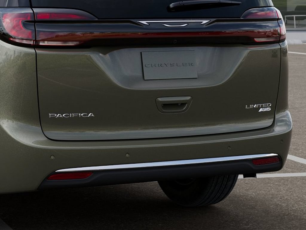 New 2027 Chrysler Pacifica Limited AWD/4WD image 13